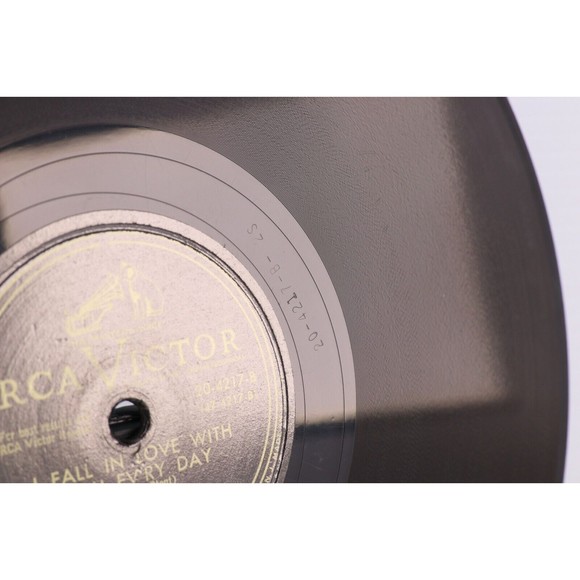 Merv Griffin - My Liberty Belle / I Fall In Love With You Ev'ry Day 78rpm Record - Picture 12 of 16